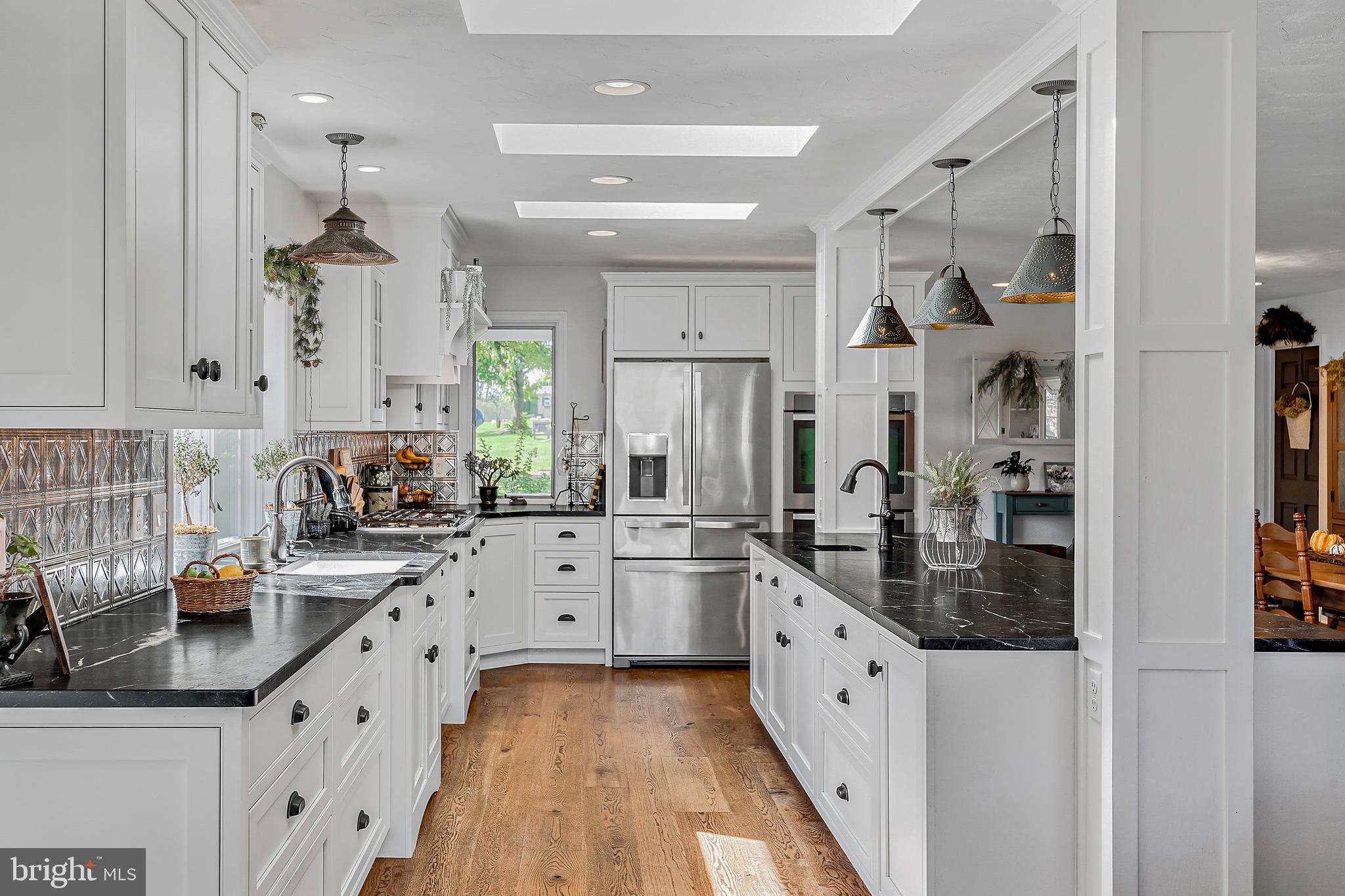 5697 Pine Road Thomasville, PA 17364 - Photo 16 of 50 Gallery Image 16