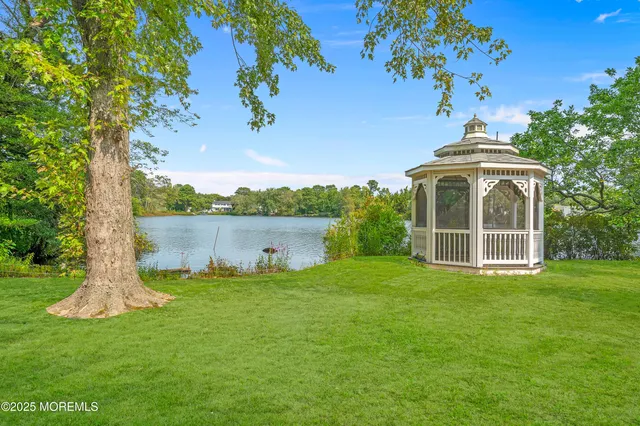 $719,000 | 413 Lake Shore Drive, Brick, NJ 08723