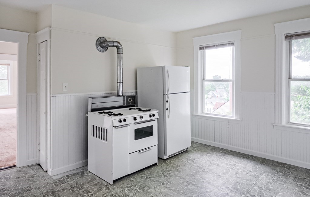 25 Marland Road Worcester, MA 01606 - Photo 13 of 27 Gallery Image 13