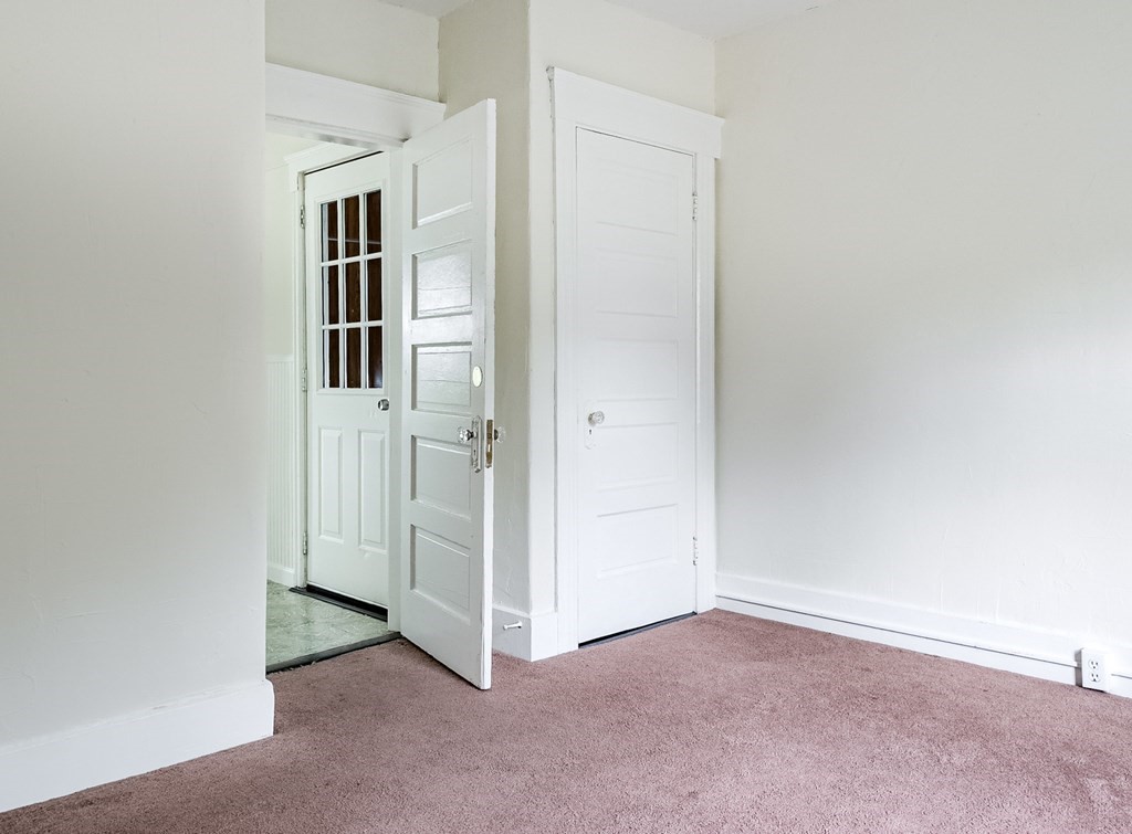 25 Marland Road Worcester, MA 01606 - Photo 16 of 27 Gallery Image 16