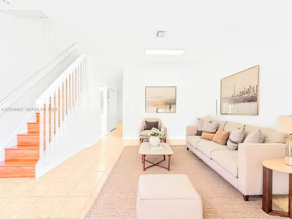 $450,000 | 5701 Northwest 114th Court, Unit 104, Doral, FL 33178