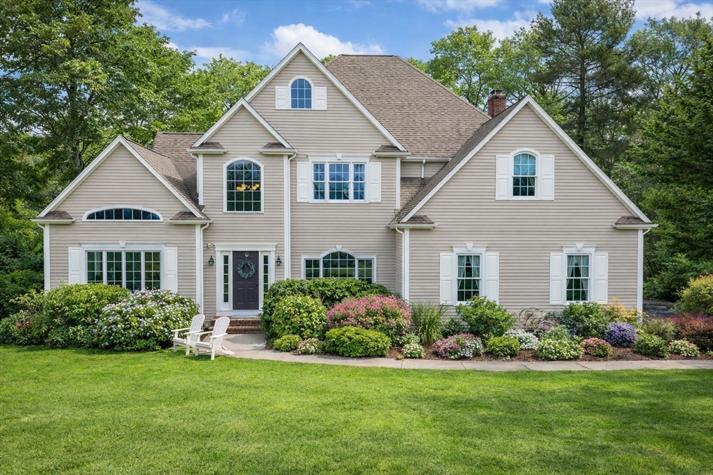 10 Anna Way Norton, MA 02766 - Photo 1 of 40