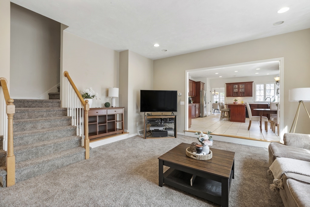 10 Anna Way Norton, MA 02766 - Photo 17 of 40