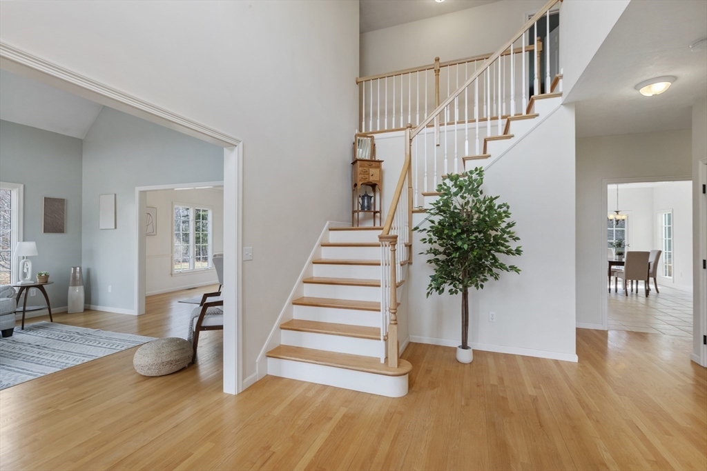 10 Anna Way Norton, MA 02766 - Photo 2 of 40