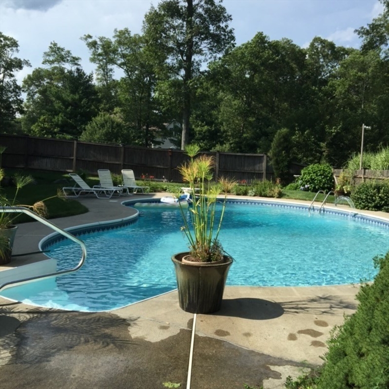 10 Anna Way Norton, MA 02766 - Photo 34 of 40