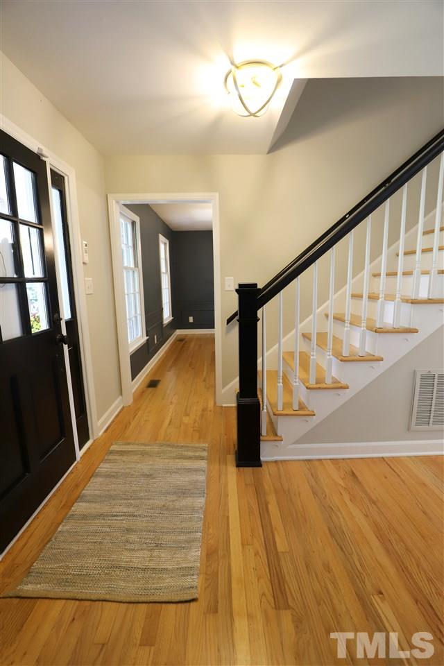 928 Pebblebrook Drive Raleigh, NC 27609 - Photo 3 of 27 Gallery Image 3