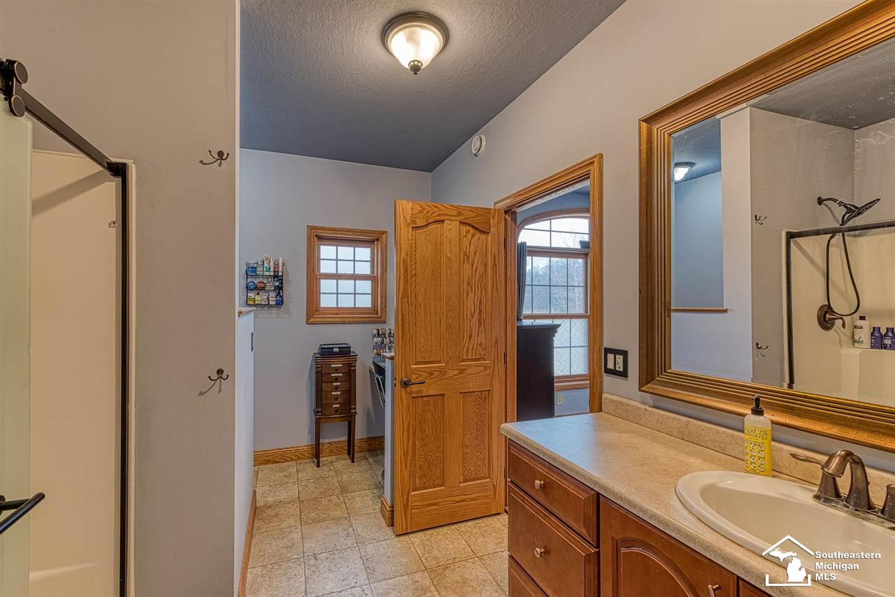 12240 Oelke Road Maybee, MI 48159 - Photo 18 of 47
