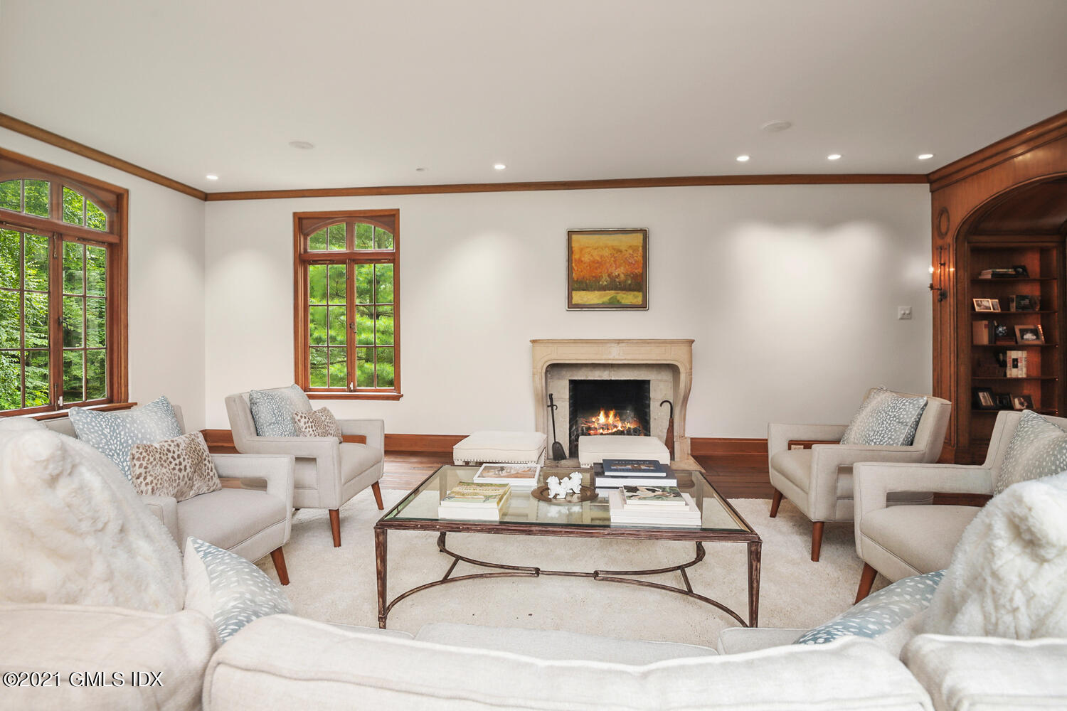 10 Frost Road Greenwich, CT 06830 - Photo 5 of 40 Living Room