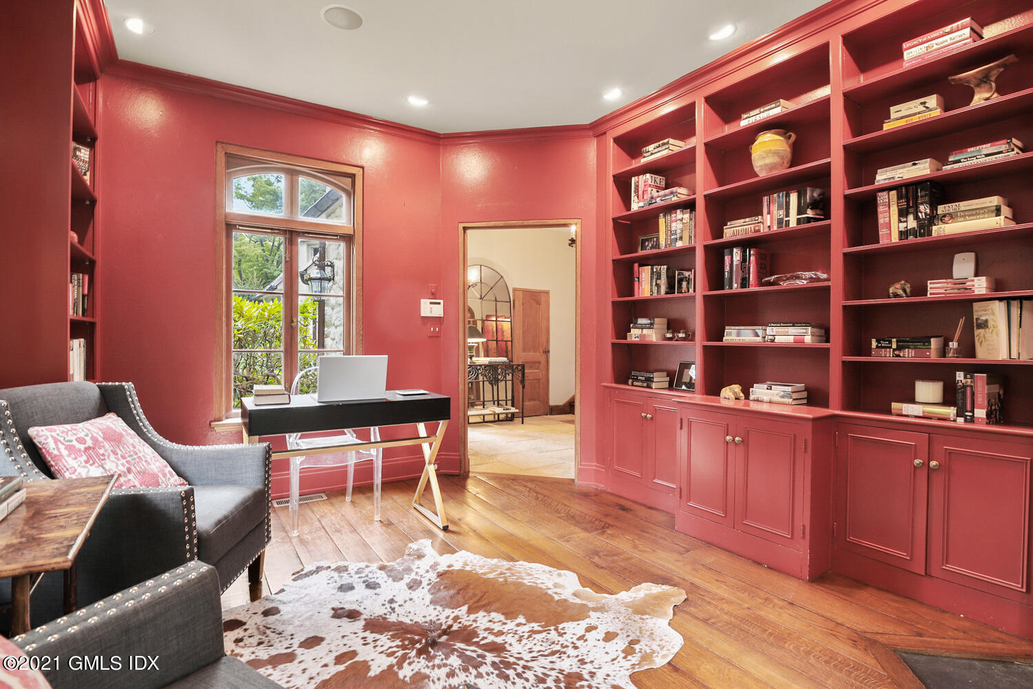 10 Frost Road Greenwich, CT 06830 - Photo 6 of 40 Den/Office