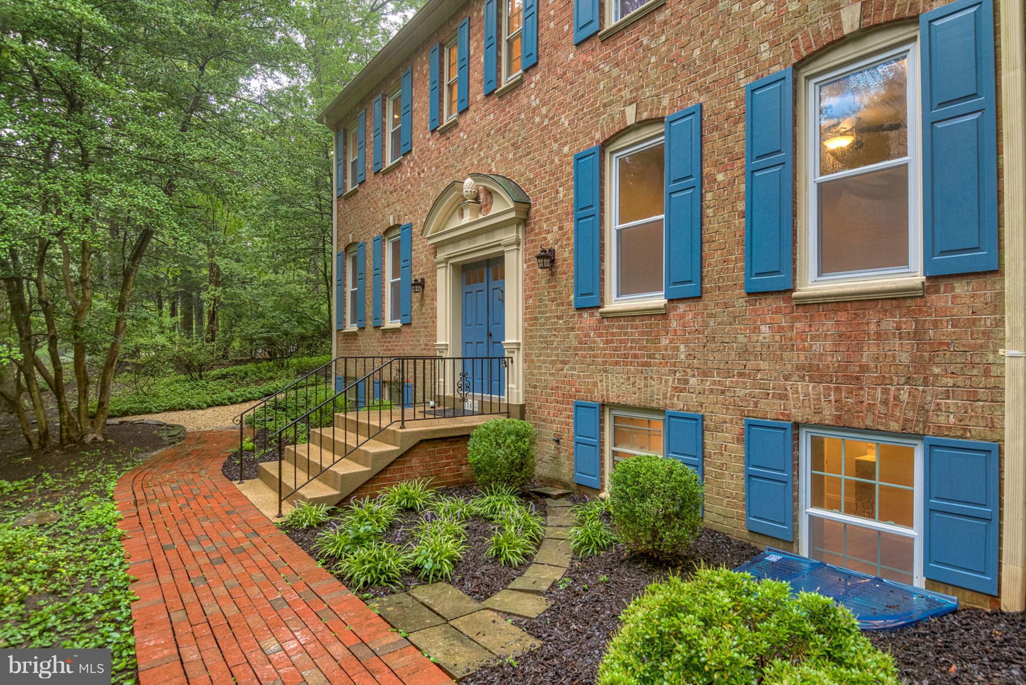 11405 Drop Forge Lane Reston, VA 20191 - Photo 2 of 30 Landscaped wooded lot