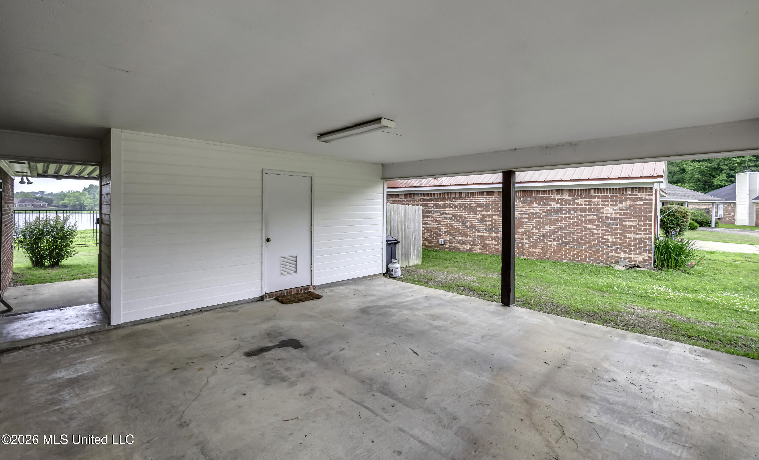 441 Mockingbird Circle Brandon, MS 39047 - Photo 5 of 51 441 Mockingbird Cir--11