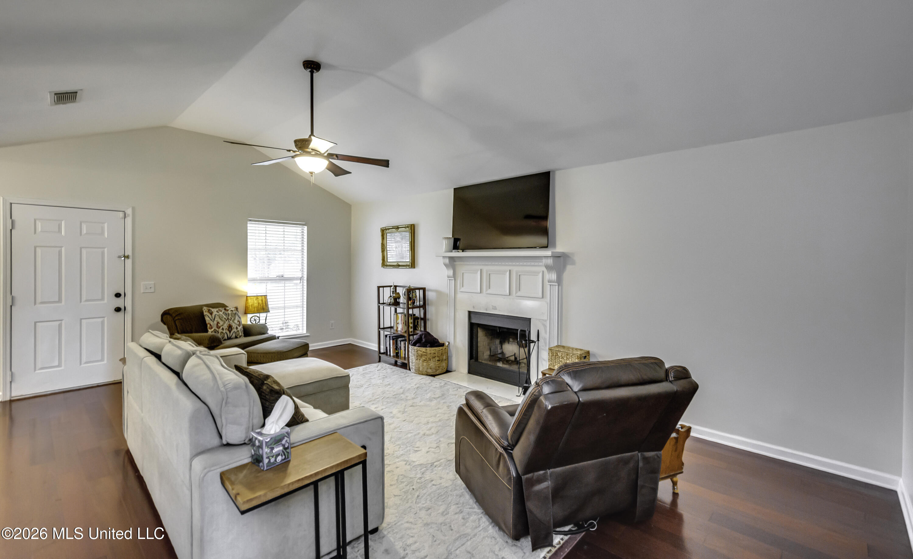 441 Mockingbird Circle Brandon, MS 39047 - Photo 8 of 51 441 Mockingbird Cir--24