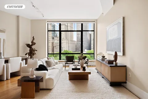 $5,995,000 | 10 Madison Square West, Unit 8G | Flatiron