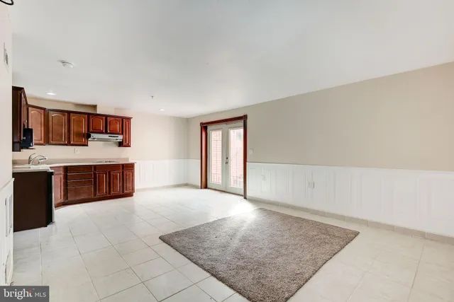 a house view with swimming pool