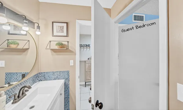 $175,000 | 15469 Lakes Of Delray Boulevard, Unit 202, Delray Beach, FL 33484