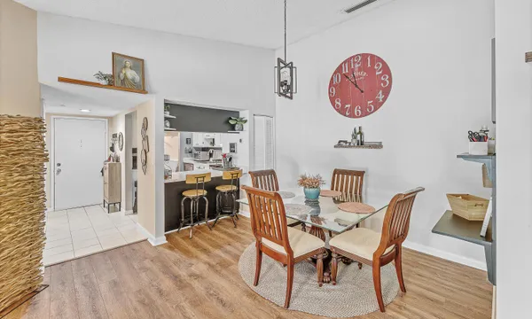 $175,000 | 15469 Lakes Of Delray Boulevard, Unit 202, Delray Beach, FL 33484