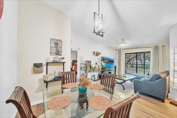 $175,000 | 15469 Lakes Of Delray Boulevard, Unit 202, Delray Beach, FL 33484