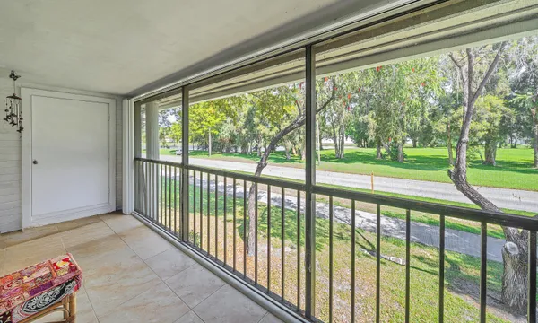 $175,000 | 15469 Lakes Of Delray Boulevard, Unit 202, Delray Beach, FL 33484