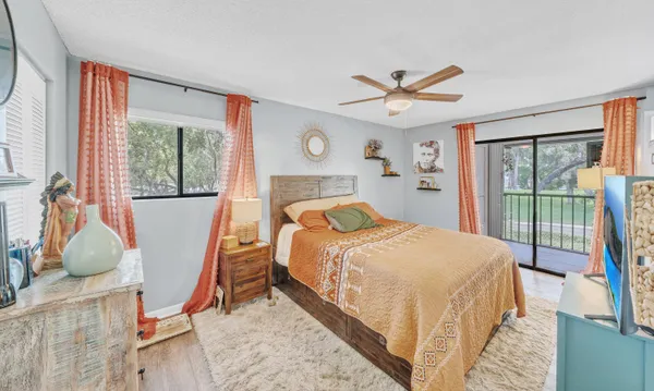 $175,000 | 15469 Lakes Of Delray Boulevard, Unit 202, Delray Beach, FL 33484