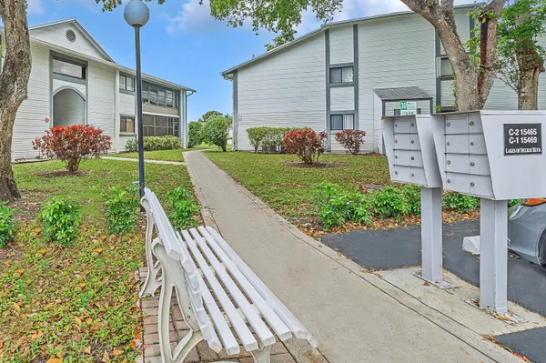 $175,000 | 15469 Lakes Of Delray Boulevard, Unit 202, Delray Beach, FL 33484