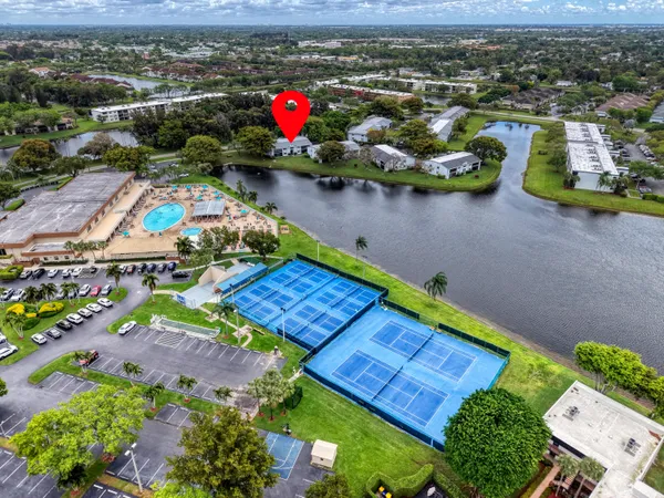 $175,000 | 15469 Lakes Of Delray Boulevard, Unit 202, Delray Beach, FL 33484