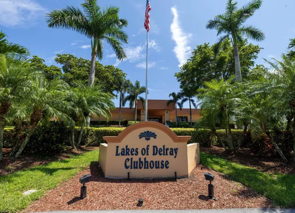 $175,000 | 15469 Lakes Of Delray Boulevard, Unit 202, Delray Beach, FL 33484