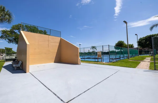 $175,000 | 15469 Lakes Of Delray Boulevard, Unit 202, Delray Beach, FL 33484