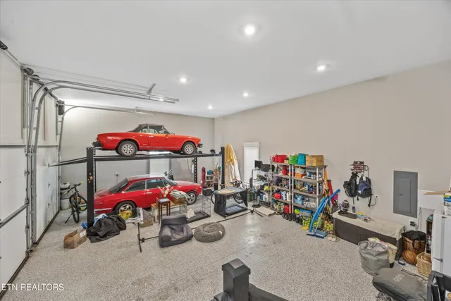 $1,290,000 | 200 Fence Post Lane, Knoxville, TN 37934