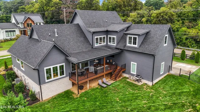 $1,290,000 | 200 Fence Post Lane, Knoxville, TN 37934