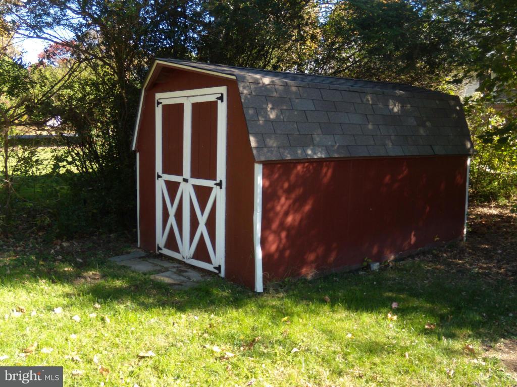 121 West Oregon Road Lancaster, PA 17601 - Photo 5 of 26