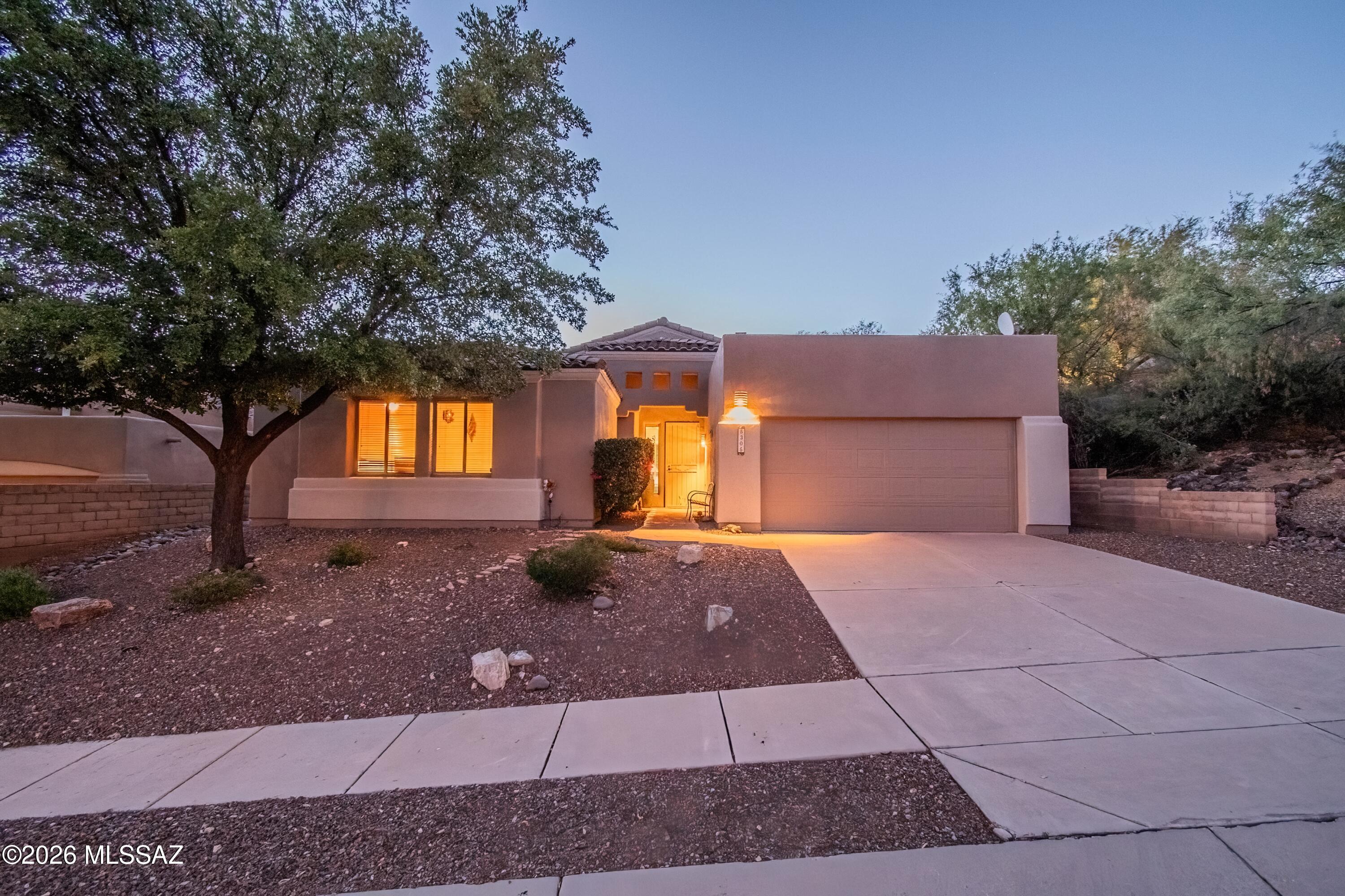5305 Spring View Drive Tucson, AZ 85749 - Photo 36 of 41 Twilight 1