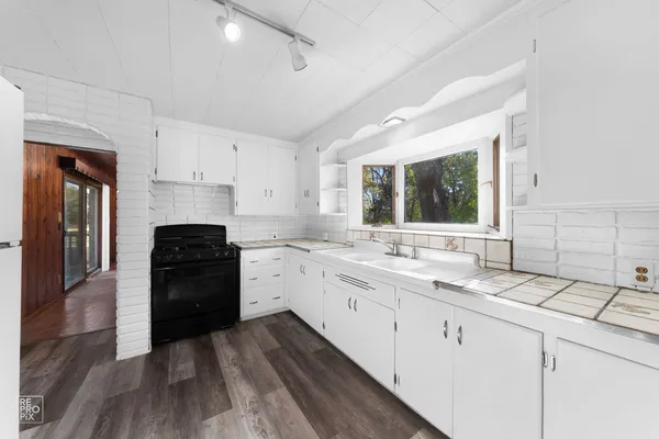 $2,250 | 32857 North Alleghany Road, Unit W, Grayslake, IL 60030