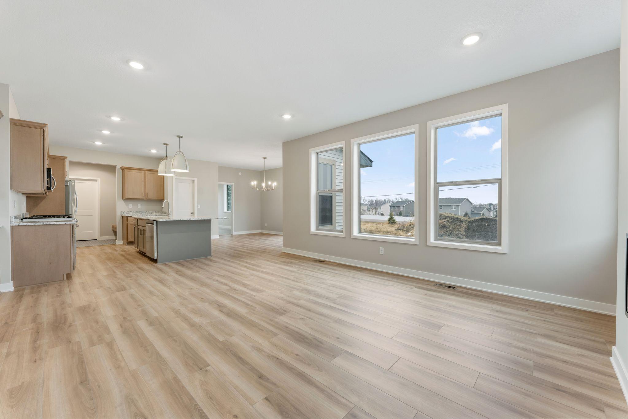 7427 Water Street Shakopee, MN 55379 - Photo 11 of 47