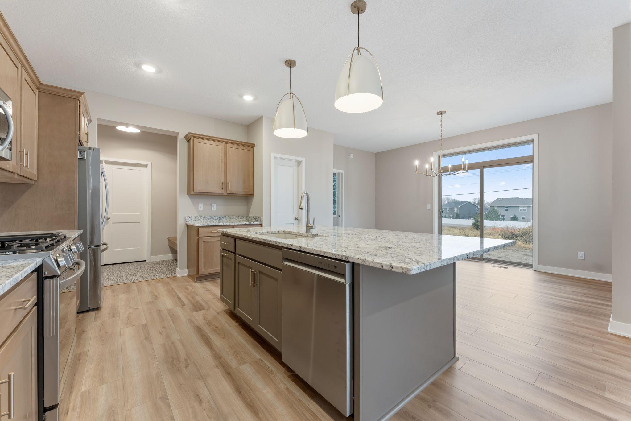 7427 Water Street Shakopee, MN 55379 - Photo 13 of 47