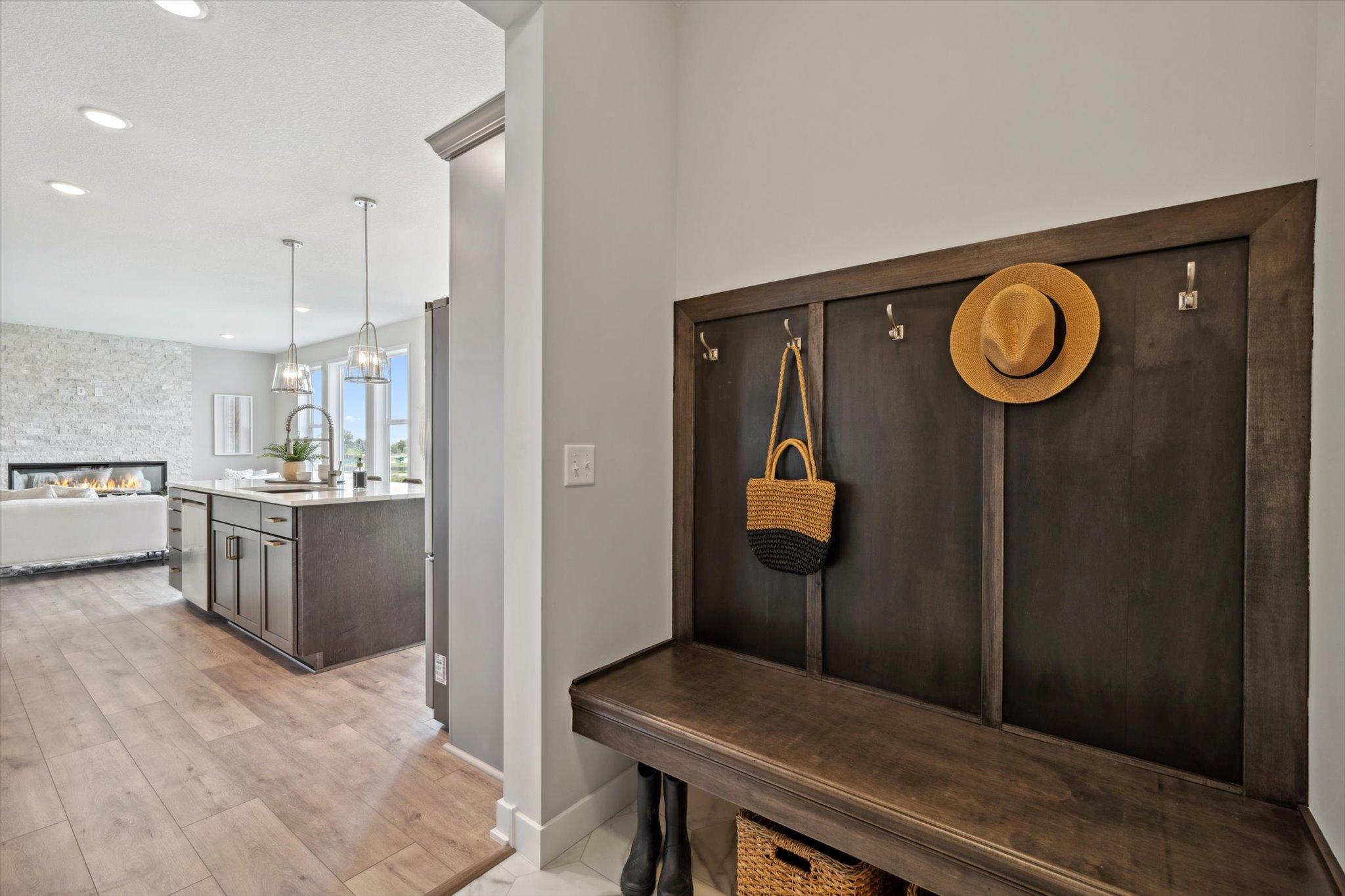 7427 Water Street Shakopee, MN 55379 - Photo 3 of 39