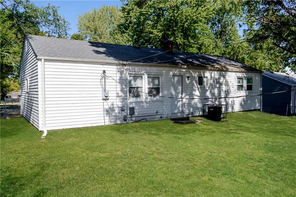 6401 East 149th Street Grandview, MO 64030 - Photo 2 of 16