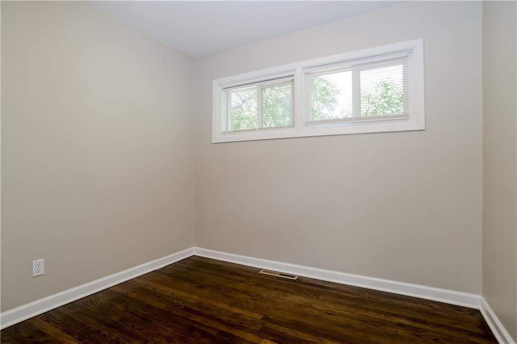 6401 East 149th Street Grandview, MO 64030 - Photo 3 of 16