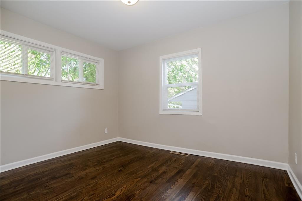 6401 East 149th Street Grandview, MO 64030 - Photo 4 of 16