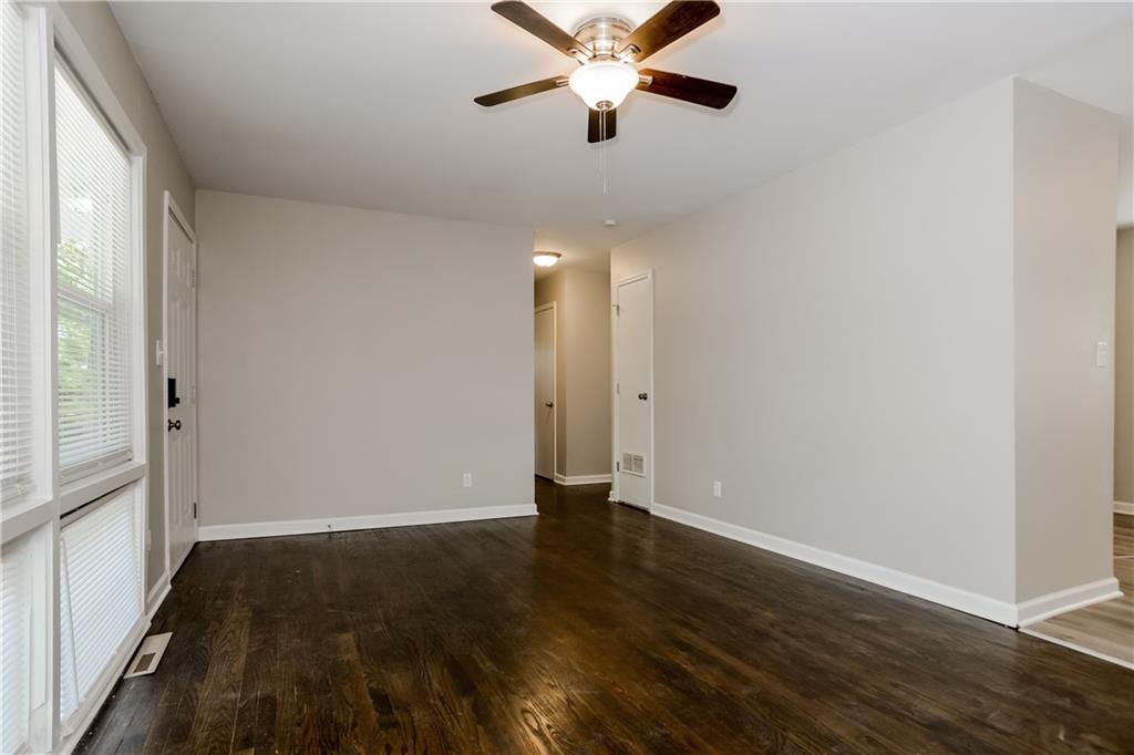 6401 East 149th Street Grandview, MO 64030 - Photo 10 of 16