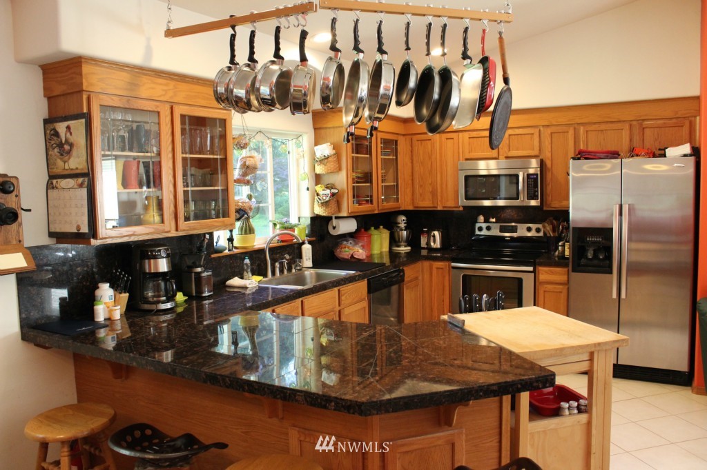 540 East Mountain View Road Camano Island, WA 98282 - Photo 15 of 25 Gallery Image 15