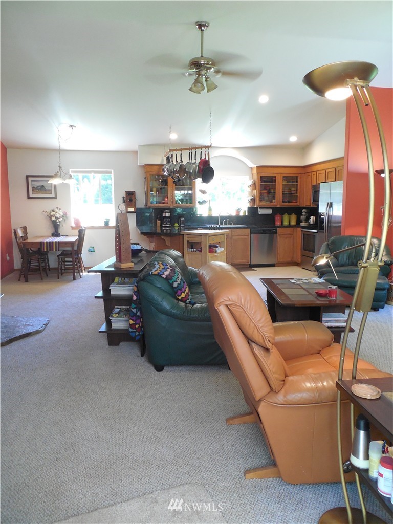 540 East Mountain View Road Camano Island, WA 98282 - Photo 19 of 25 Gallery Image 19