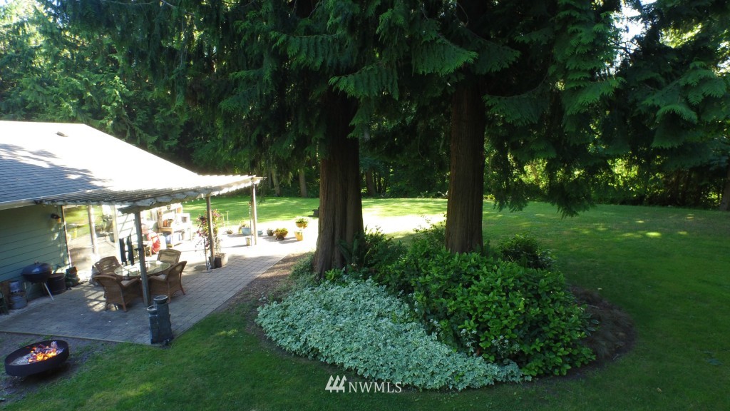 540 East Mountain View Road Camano Island, WA 98282 - Photo 9 of 25 Gallery Image 9