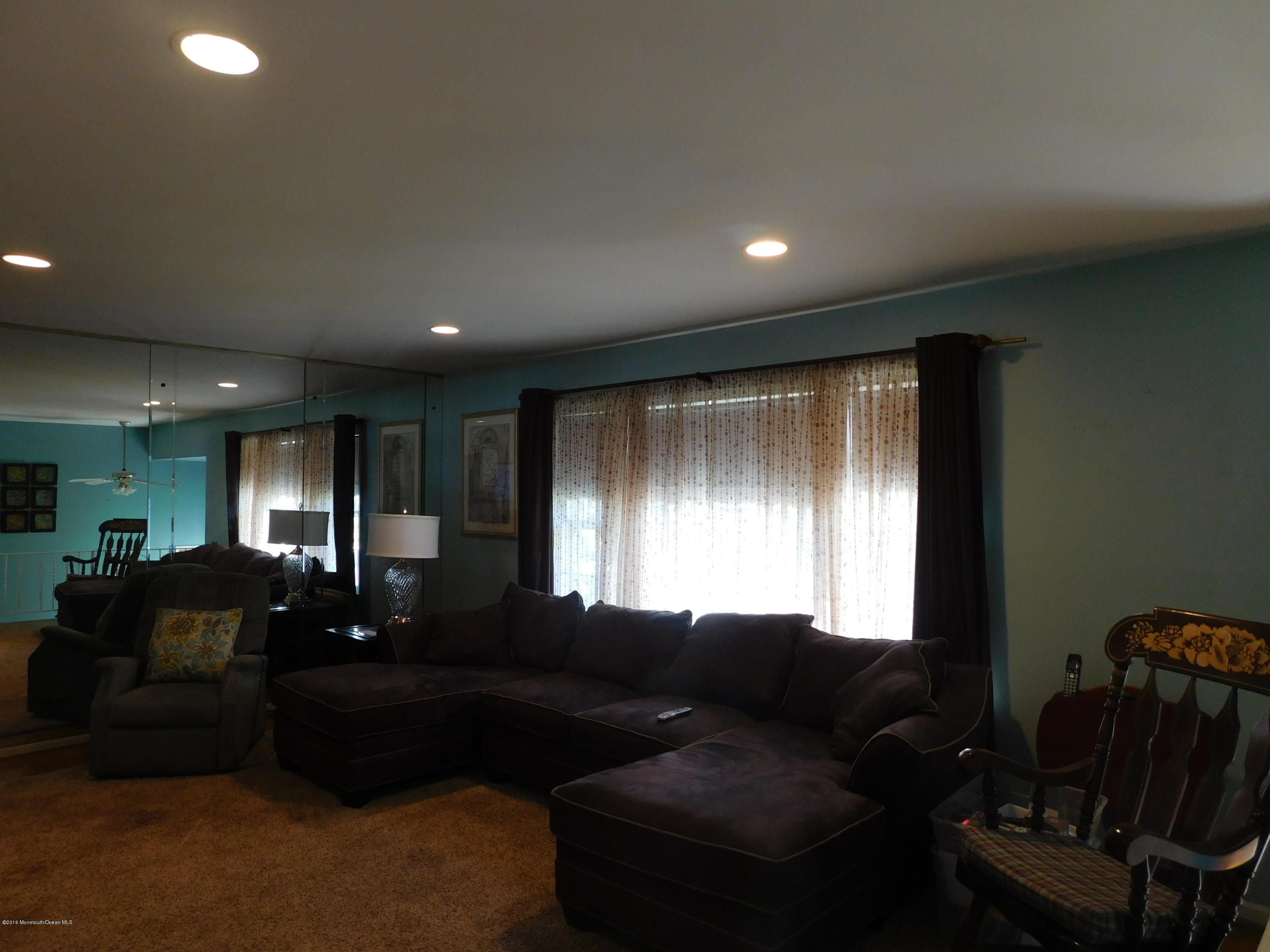 52 Glenbrook Road Freehold, NJ 07728 - Photo 3 of 19 DSCN0193