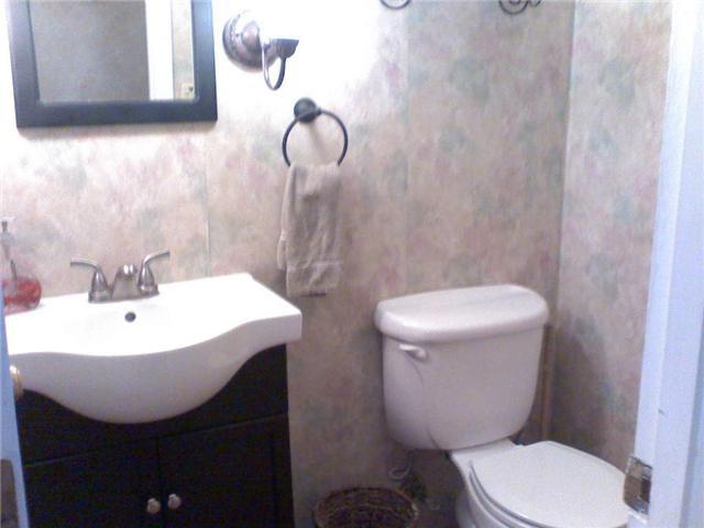 801 South Layton Road Anderson, IN 46011 - Photo 10 of 12 Gallery Image 10