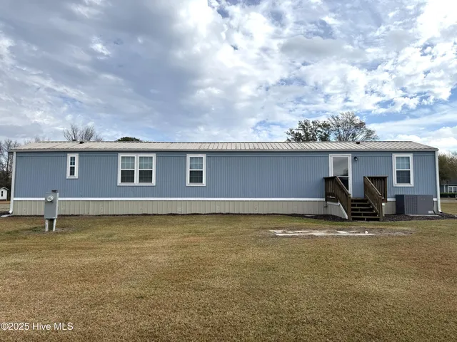 $1,250 | 171 Johnny Parker Road, Unit 2, Jacksonville, NC 28540