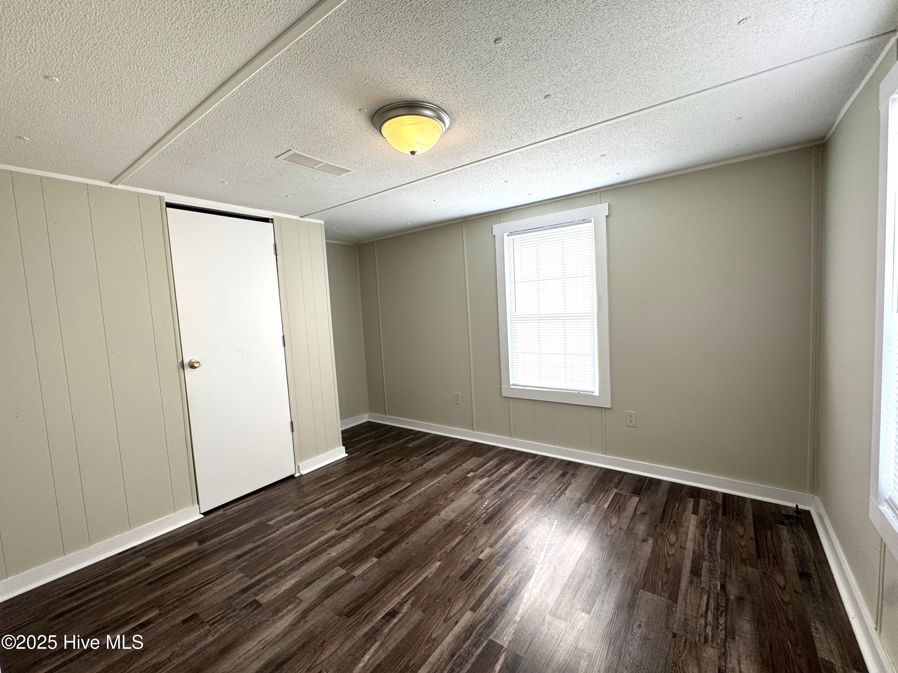 171 Johnny Parker Road, Unit 2 Jacksonville, NC 28540 - Photo 6 of 12 20251122_155723145_iOS
