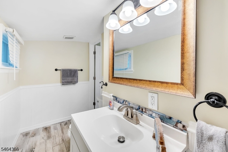 107 Overlook Road Vernon, NJ 07461 - Photo 18 of 31 Gallery Image 18