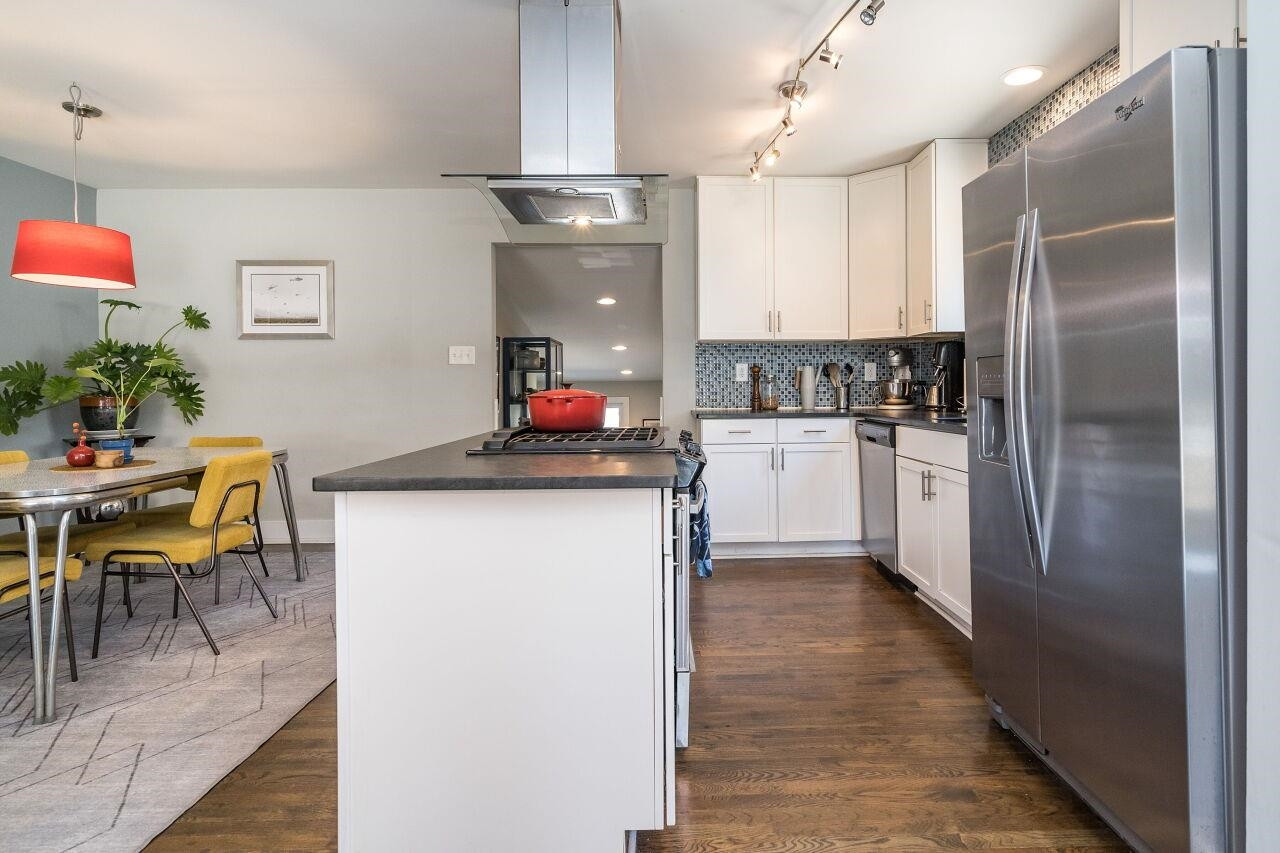 715 Glascock Street Raleigh, NC 27604 - Photo 9 of 31 Photo 9