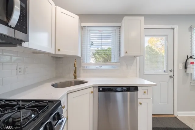 $4,500 | 57 Springfield Avenue, Summit, NJ 07901