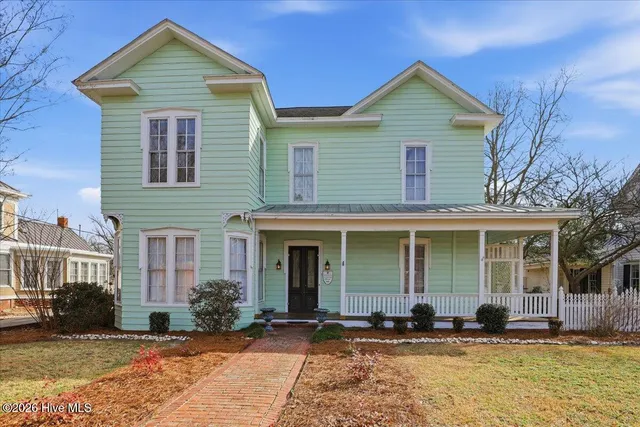 $289,000 | 109 North Greene Street, Snow Hill, NC 28580